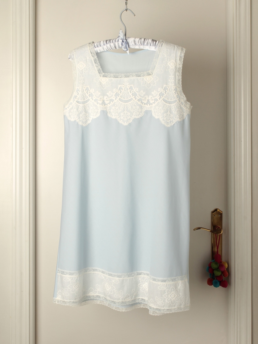 Classic Ladie Nightdress 