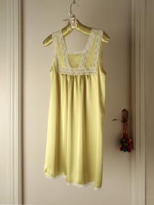 Premama nightgown with pintucks and lace